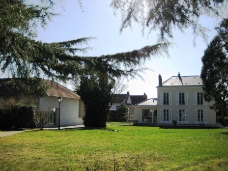 mairie-parc.JPG